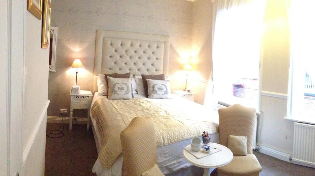 Bed and Breakfast The Hollies Fulford  Номер фото